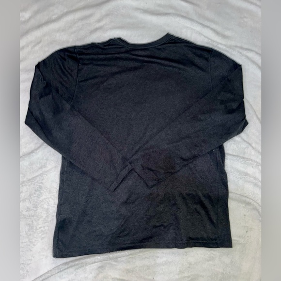 Nike Dri-Fit long sleeve - Picture 3 of 3